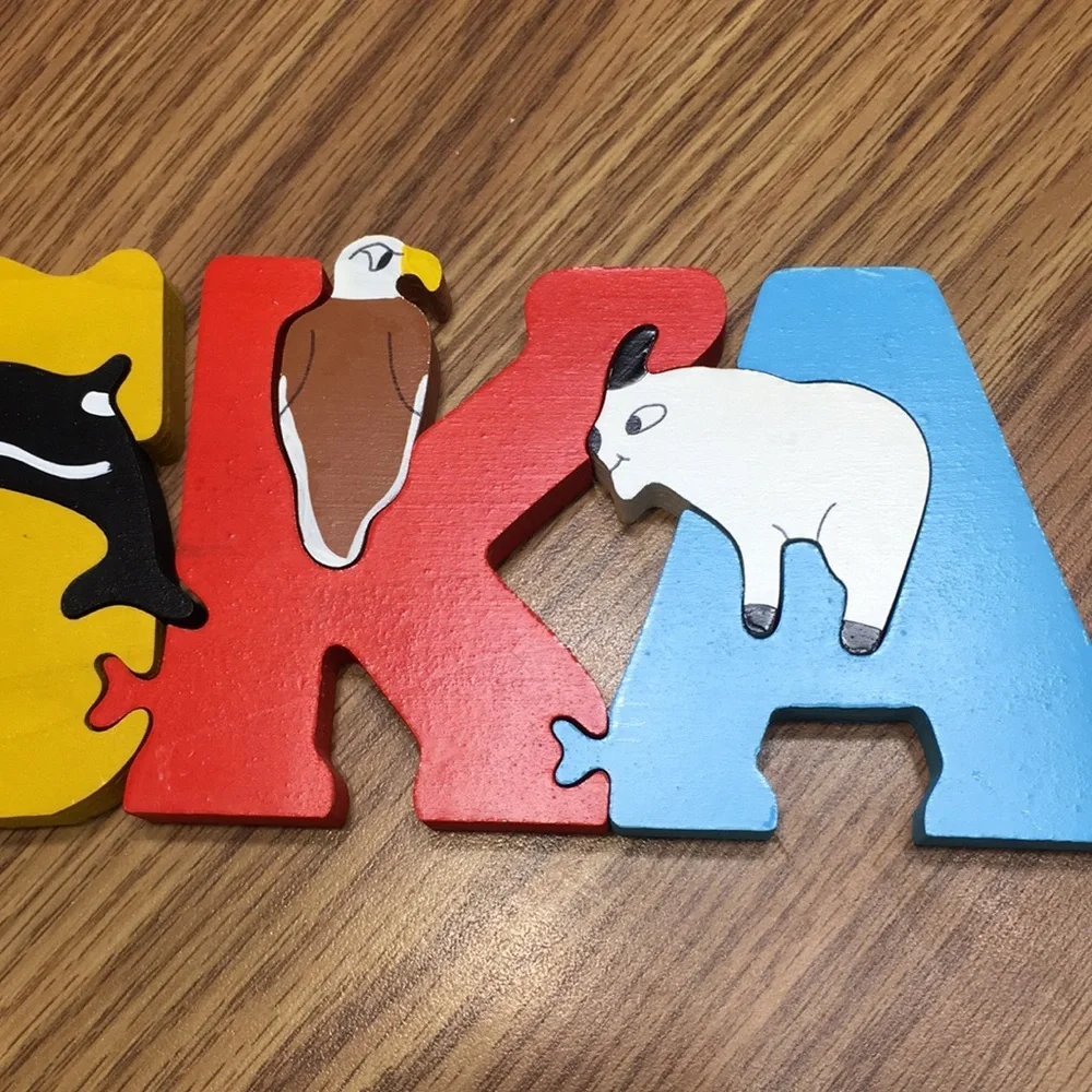Beautiful Alaska Wood Puzzle 12 pc Really Cute - Excellent Condition